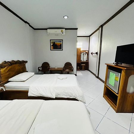 Magmai Hotel And Resort Tak Exterior photo