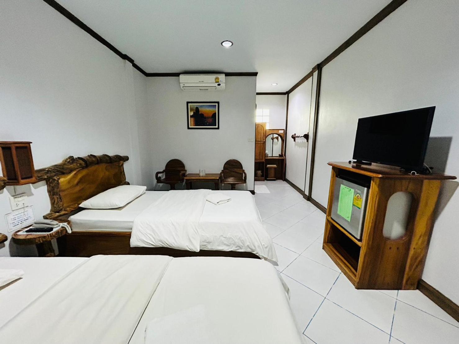 Magmai Hotel And Resort Tak Exterior photo